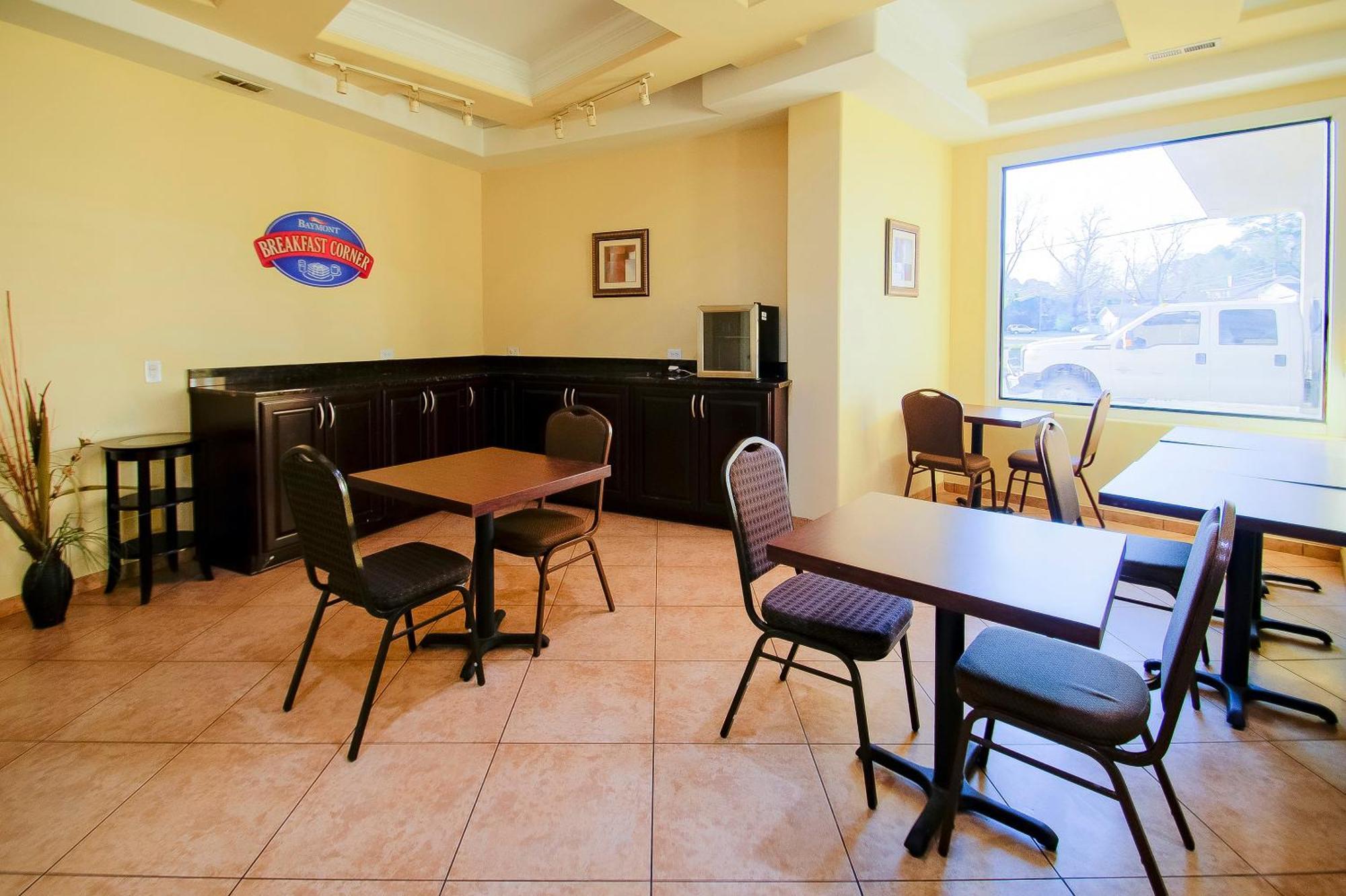 Cypress Inn & Suites Washington By Oyo Chocowinity Exterior photo